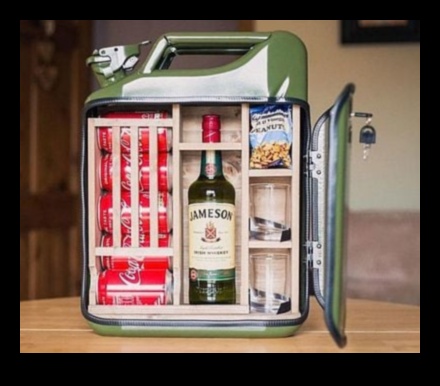 Man Cave Marvels 50+ μοναδικά δώρα για να αναβαθμίσει τον προσωπικό του χώρο 3 Man Cave Marvels: Μοναδικά δώρα για να ανεβάσει τον προσωπικό του χώρο