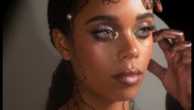 Συνέχεια τραγουδιού σειρήνας: Σαγηνευτική γοητεία σε μαγευτικά κυματιστά χτενίσματα